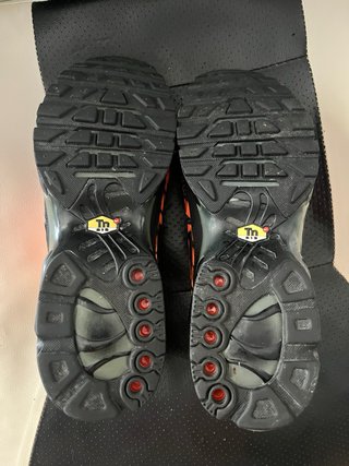 Nike Air Max Plus SE Mercurial “Black/Total Orange