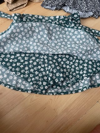 Lote faldas pantalon y pantalones