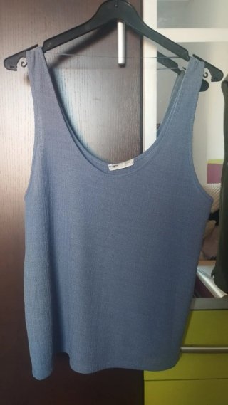 Camiseta de tirantes azul