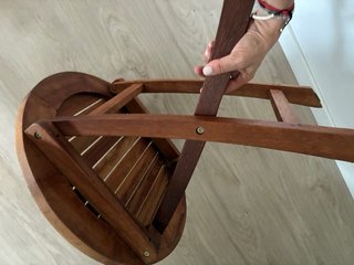 Mesa auxiliar de Teca