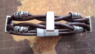 Artesanía pulsera
