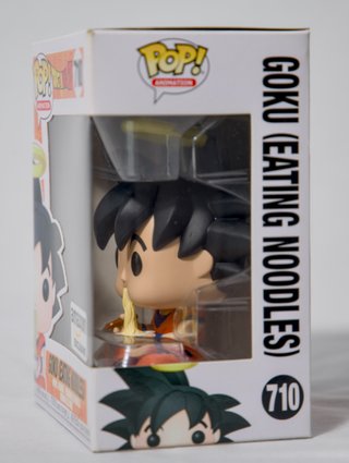 Funko Pop Goku Comiendo Fideos 710 Exclusivo Amazo