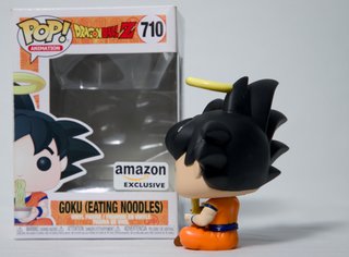 Funko Pop Goku Comiendo Fideos 710 Exclusivo Amazo