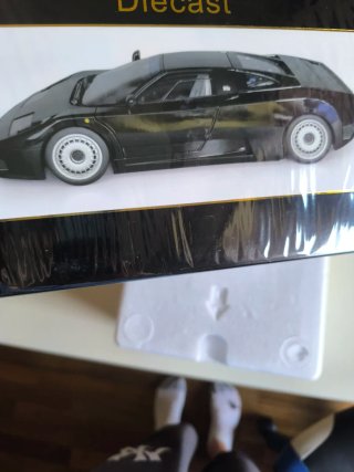 Bugatti eb110 modellino 1/12