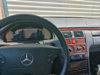 Mercedes-Benz Clase E 2000