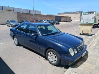 Mercedes-Benz Clase E 2000