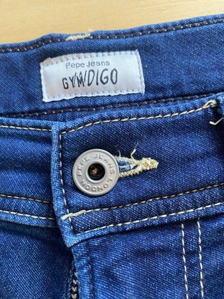 Lote 3 pantalones cortos. Vaqueros. Talla M