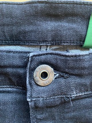 Lote 3 pantalones cortos. Vaqueros. Talla M