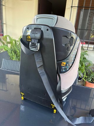 Silla coche de Bebé Confort con sistema isofix 360