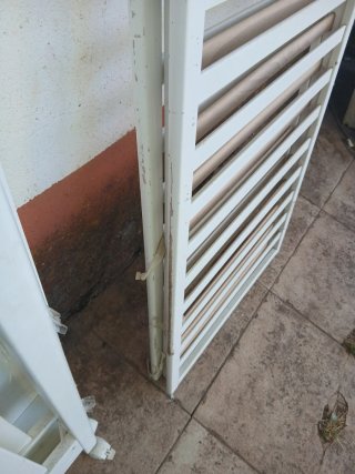 Cuna con cajón.