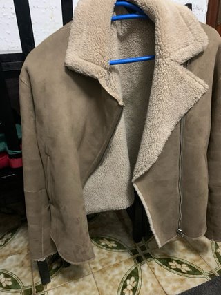 Chaqueta muy abrigada de mujer, y. borreguito