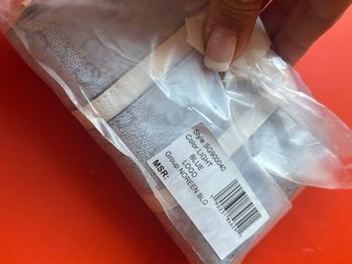 Monedero Guess nuevo