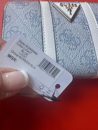 Monedero Guess nuevo