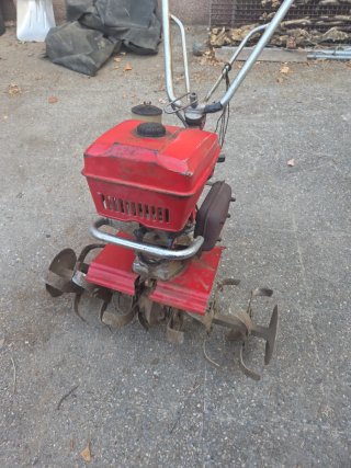 Motocultor.