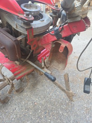 Motocultor.