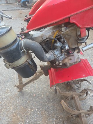 Motocultor.