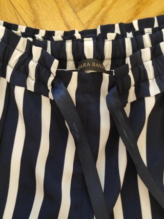 Pantaloni strisce leggeri Zara