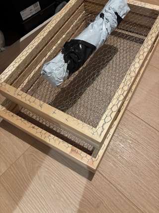 Bastidores con tela de gallinero