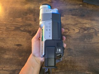 Videocamara Sony Digital8 TRV145E