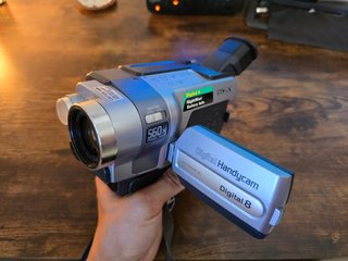 Videocamara Sony Digital8 TRV145E
