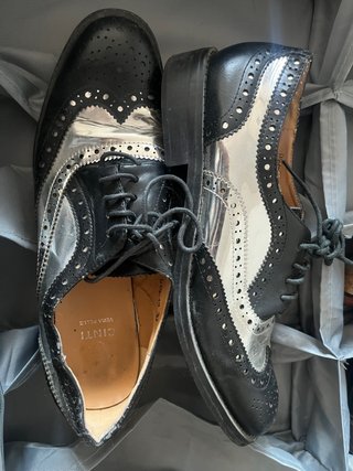 Zapatos vestir negro y plata