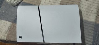 Play 5 tiene 5 meses de comprado , es de una tera