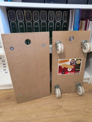 Conjunto de carros con ruedas para mudanza