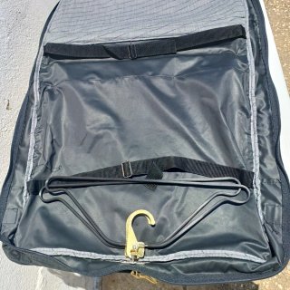 BOLSA DE VIAJE PARA TRAJE