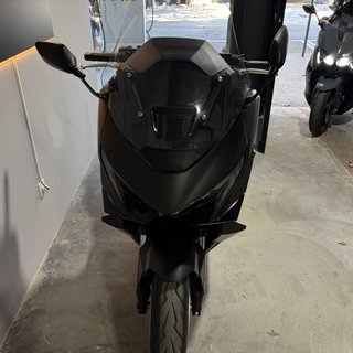 HONDA FORZA 750
