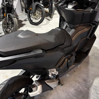 HONDA FORZA 750