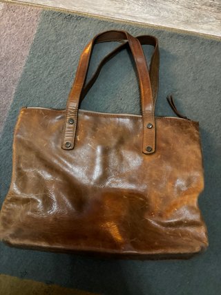 Bolso artesanal de piel
