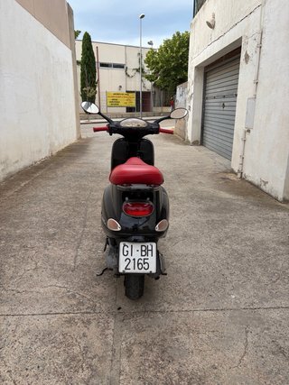 Vespa Et4 125cc de 1998 con 45000 kms.