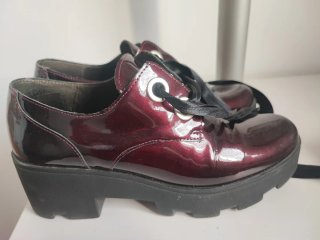 Zapatos granates
