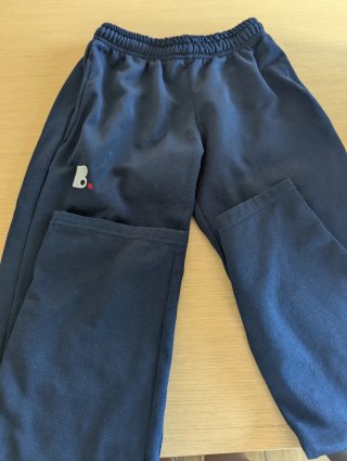 Uniforme Balmes Rubi