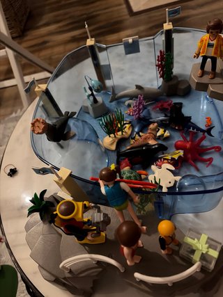 Acuariode playmobil.  Con muchos animales