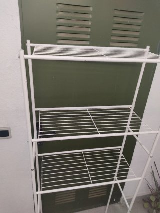 Estantería metálica