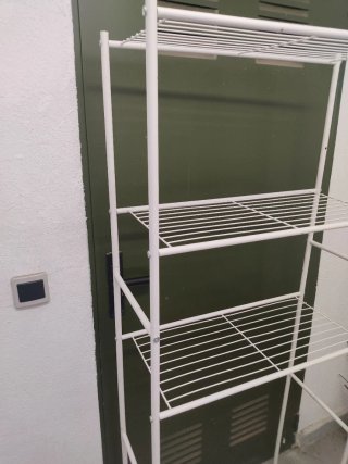 Estantería metálica