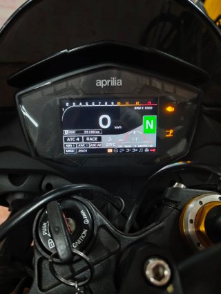 Aprilia Tuono V4 Factory 2020