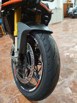 Aprilia Tuono V4 Factory 2020