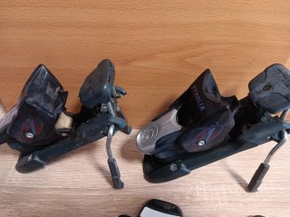 Fijaciones esquies marca TYROLIA