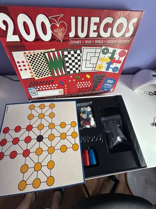 Lote de juegos de mesa y magia