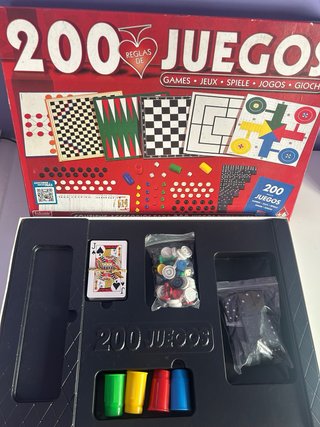Lote de juegos de mesa y magia