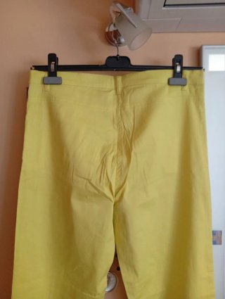 Pantalón verde claro talla 42 marca MichelBustos