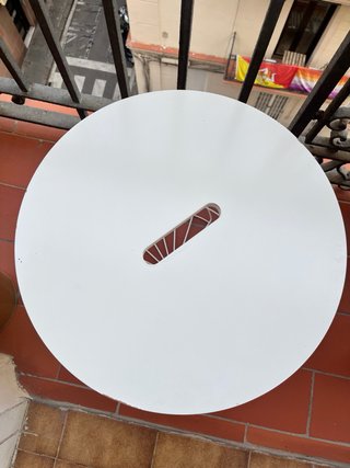 Mesa auxiliar Ikea, KVISTBRO