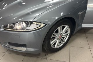 Jaguar XF   2.2 Diesel Luxury