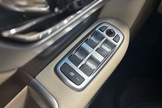 Jaguar XF   2.2 Diesel Luxury