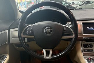 Jaguar XF   2.2 Diesel Luxury