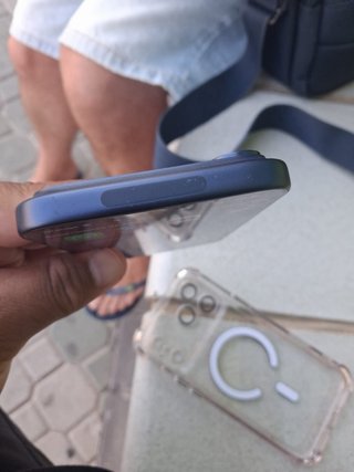 Iphone 17 pro max 100%