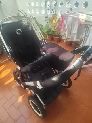 Se vende Bugaboo donkey con dos sillas y un capazo