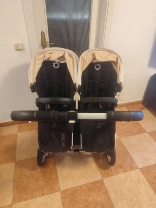 Se vende Bugaboo donkey con dos sillas y un capazo